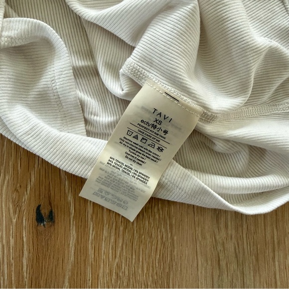 Tavi Ribbed Tank Top - Picture 3 of 6